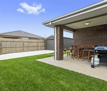 Spacious Family Home with Modern Comforts, Corner Block, and Easy F... - Photo 1