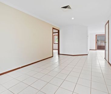 Ingleburn - Photo 2