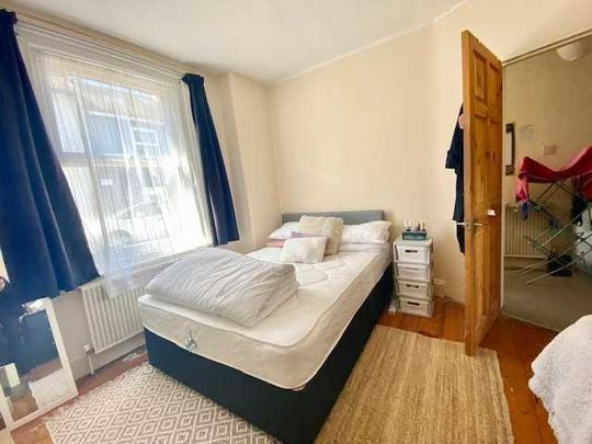 5 bedroom property to rent - Photo 1