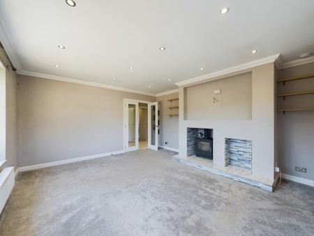 3 bedroom detached bungalow to rent - Photo 4