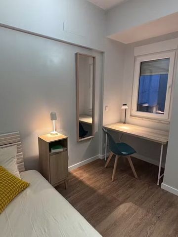 Rua de Dona Estefânia, Lisbon, Lisbon 1150-176 - Photo 5