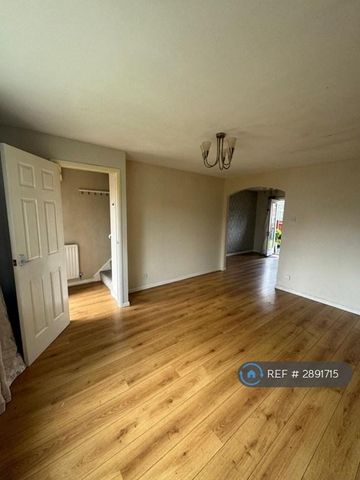 3 bedroom terraced house to rent - Photo 3