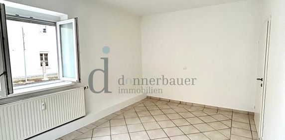 Geräumige Wohnung mit vielseitigen Wohnbereichen und Kellerabteil zu vermieten!! - Photo 2