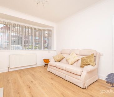 Lynmouth Avenue, Morden, SM4 - Photo 1