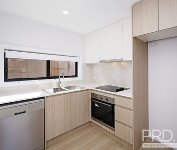 AS NEW TWO BEDROOM GRANNY FLAT - Photo 4