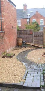 3 bedroom terraced house to rent - Photo 4