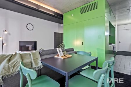 817/65 Coventry Street, Southbank - Photo 2