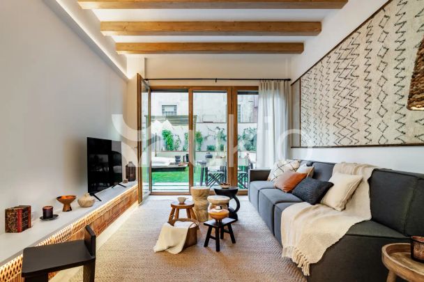 Apartamento de alquiler en Carrer de Josep Torres, Vila de Gràcia - Photo 1