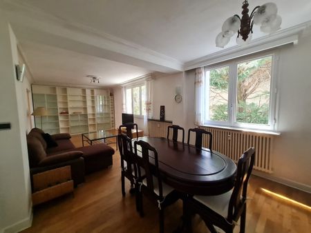 Location Appartement 3 pièces 77m² VILLEURBANNE 69100 - Photo 3