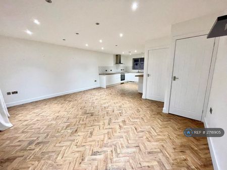 3 bedroom maisonette to rent - Photo 5