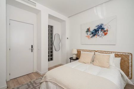 Calle del Cardenal Cisneros, Madrid, Community of Madrid 28010 - Photo 5