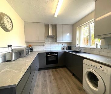 3 bedroom property to rent - Photo 3