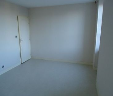 Location Appartement 2 pièces 48m² FOURCHAMBAULT 58600 - Photo 2