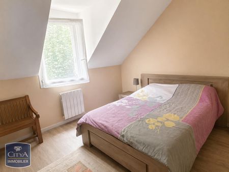 Location Maison 4 pièces 92m² FOUGERES 35300 - Photo 5
