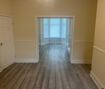 4 bedroom terraced house to rent - Photo 5