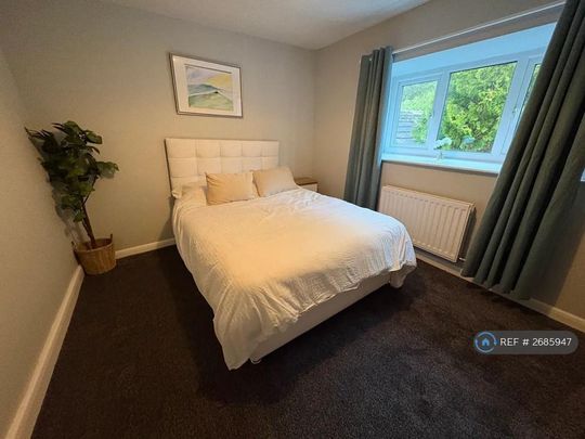 4 bedroom detached house to rent - Photo 1