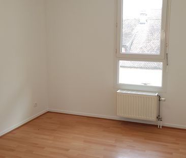 Location Appartement 3 pièces 68m² - Photo 5