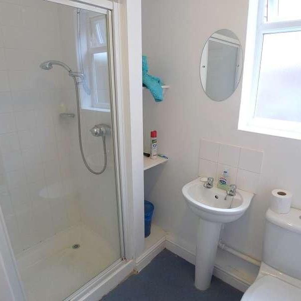 Eastfield Road, Peterborough, Cambridgeshire, PE1 - Photo 2