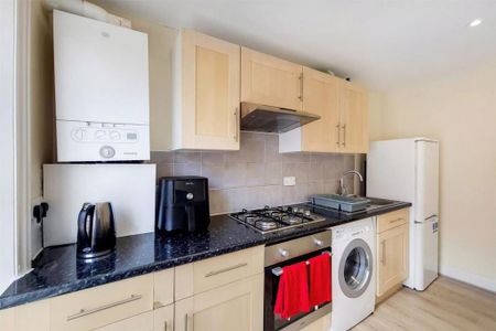 1 bedroom flat to rent - Photo 5
