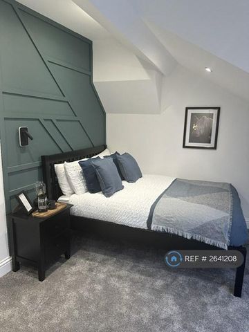 1 bedroom in a house share to rent - Photo 4