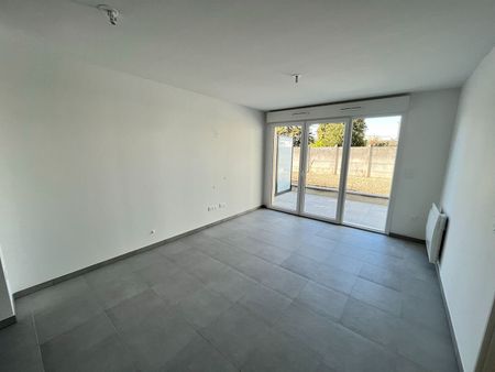 Location Appartement 2 pièces 42m² - Photo 4