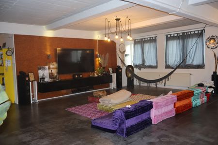 Live & Work: 220 m² Design-Loft mit Sauna, Kamin & Lager-Optionen in Dietenhofen - Photo 3