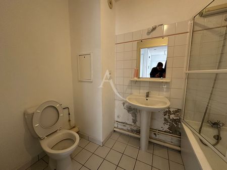 Location Appartement 2 pièces 50m² - Photo 4