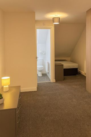 2 bedroom house share to rent - Photo 3