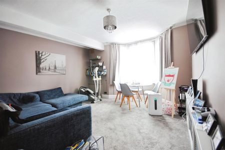 Watford Field Road, Watford - Photo 3