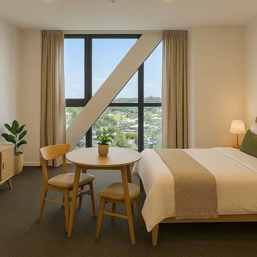 Huge studio now available. - Photo 1