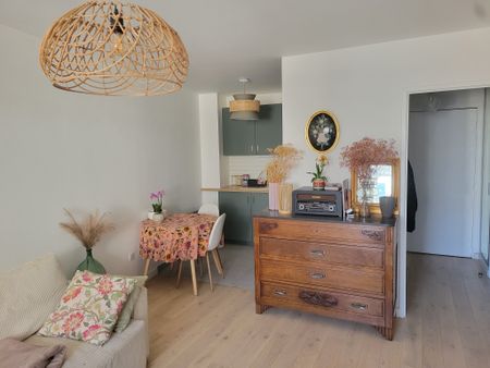 Location Appartement 2 pièces 43m² VIROFLAY 78220 - Photo 2