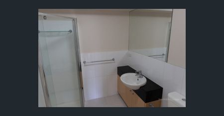 LARGE OPEN PLAN 1 BEDROOM APARTMENT! - Photo 5