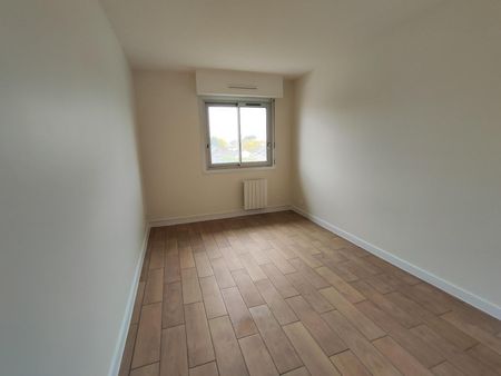 Location Appartement 2 pièces 49m² POITIERS 86000 - Photo 4