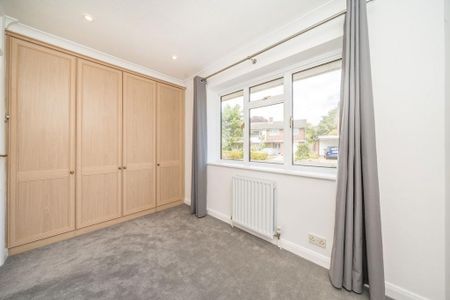 3 bedroom bungalow to rent - Photo 4