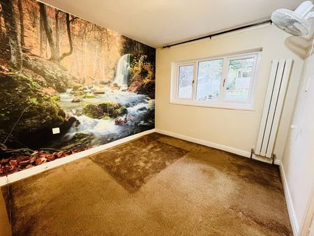 Rothwell Road, Halifax - Photo 4