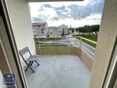 Location Appartement 1 pièce 20m² ST BENOIT 86280 - Photo 5