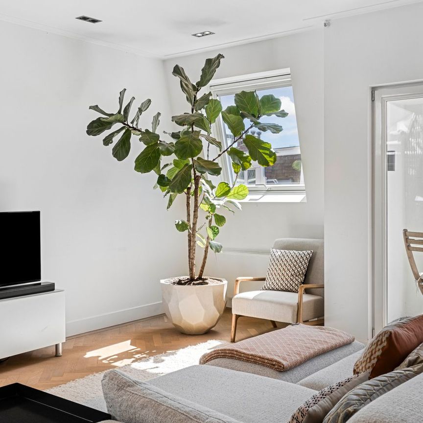 Appartement te huur: Van Eeghenstraat 46-3 1071 GJ Amsterdam - Foto 1