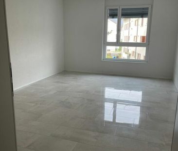 Moderne und grosszügige 3½-Zimmerwohnung - Photo 1