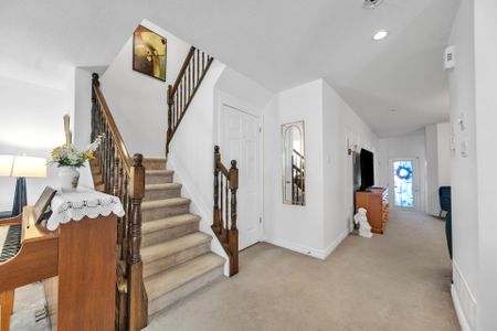 For Lease - 604 Paul Metivier Drive, Barrhaven, Ontario - Photo 3