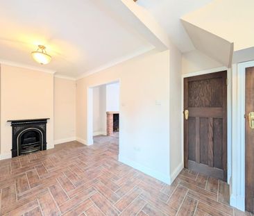 2 bedroom semi-detached house to rent - Photo 3