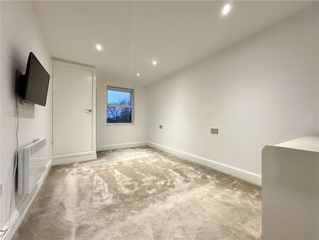 18, Gardenhurst, 45 Cardigan Road, Leeds, West Yorkshire, LS6 1WD - Photo 2