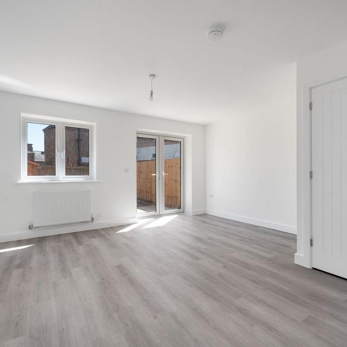 2 bedroom semi-detached house to rent - Photo 1
