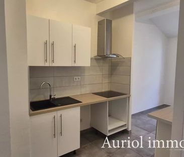 Location Appartement 2 pièces 62m² AUBAGNE 13400 - Photo 5