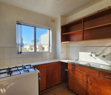 Great Location Apartment &commat; &dollar;495 Per Week - Photo 3
