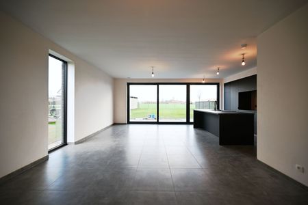 Moderne en ruime open bebouwing (nieuwbouw) met 4 slaapkamers en tuin! - Photo 2