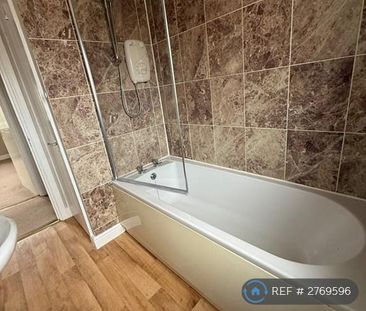 2 bedroom terraced house to rent - Photo 6