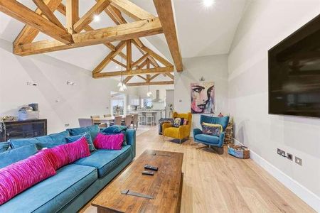 The Smithy, Oulton, Leeds, LS26 - Photo 2