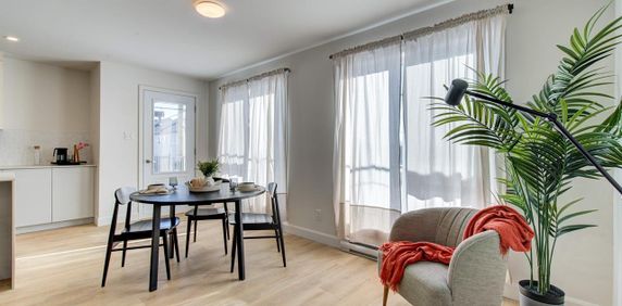 2 CH - 1 SDB - Huntingdon - $1,250 /mo - Photo 2