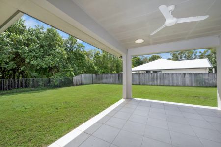 Solid Family Home - unique points - Photo 3