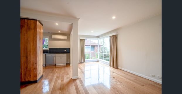 Comfortable Family Home - Photo 1